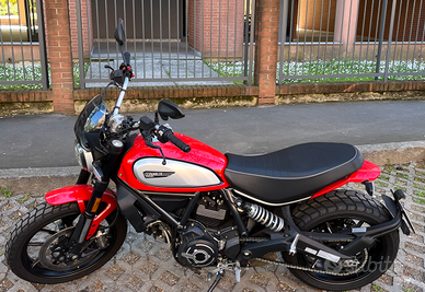 DUCATI SCRAMBLER ICON ROSSA 800cc – 2022
