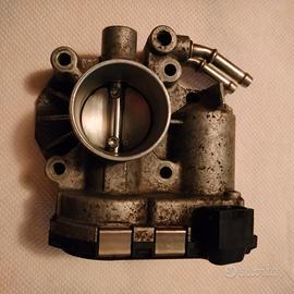 corpo farfallato Toyota Yaris 2009 benzina 