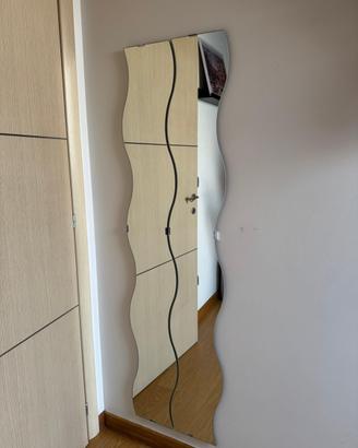 2  specchi da camera o ingresso Ikea