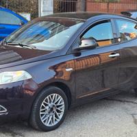 LANCIA YPSILON GPL 