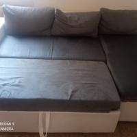 divano letto bianco e grigio 100 euro