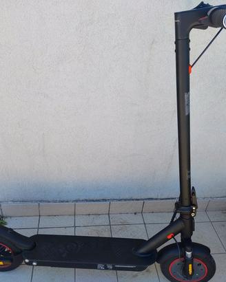Monopattino elettrico VivoBike V30S