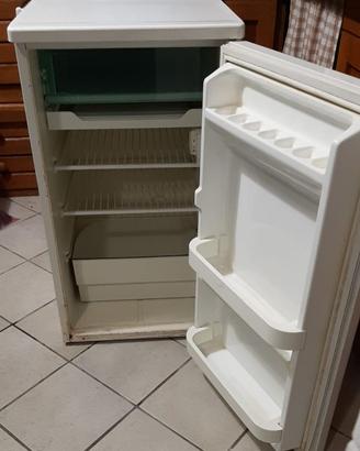 MINIFRIGO CON CELLA CONGELATORE IGNIS