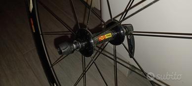 Ruote in carbonio Mavic Cosmic