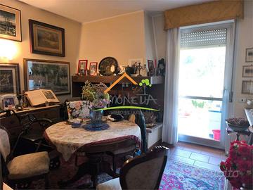 Bilocale con box, posto auto e cantina