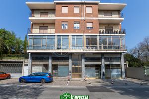 Stabile - Palazzo a Brembate 10 locali