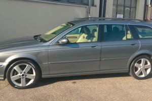 JAGUAR X-TYPE