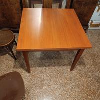 TAVOLO CUCINA QUADRATO.