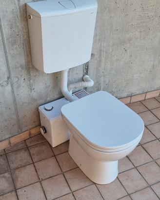 WC completo di cassetta e sanitrit