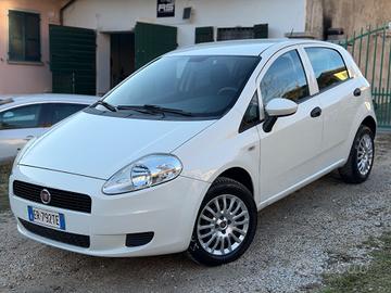 Fiat GRANDE PUNTO 1.4 5P ACTUAL NP KMCERT NEOPAT