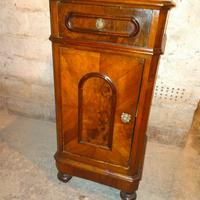 comodino in legno e radica vintage 