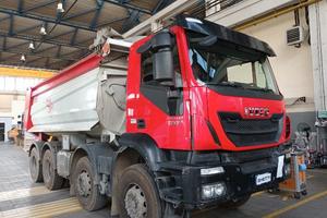 Trakker IVECO AD410T50 EVI_D
