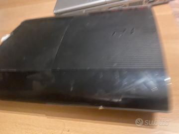 PS3 Super Slim 12GB (CECH-400A) +  Gioco Baja