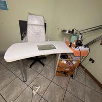 Tavolo Manicure Professionale Completo