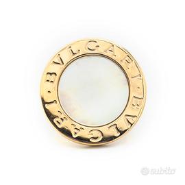 Anello Bulgari Big in Oro 18 Carati e Madreperla