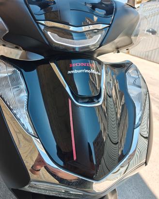 Honda sh 125 sport