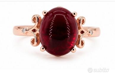 Anello con rubino