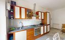 bilocale-con-balcone-e-posto-auto-in-corte-senza-s