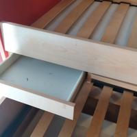 Letto estraibile con scrivania