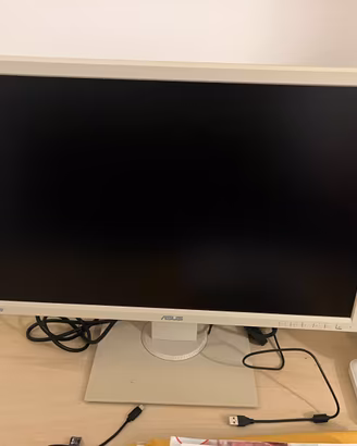 Pc completo: pc monitor tastiera e mouse