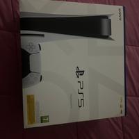 play station 5 comprata nuova 2024