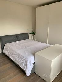 Camera matrimoniale moderna completa