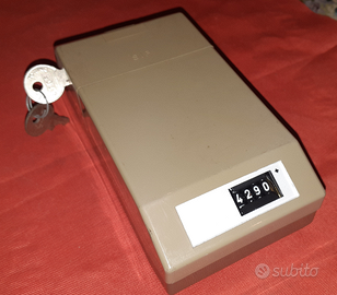 Contascatti telefonico