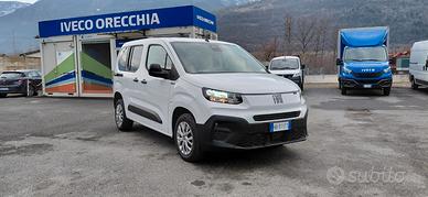 Fiat DOBLO' COMBI 5 posti AUTOMATICO