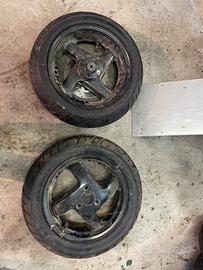 Cerchi f15 prezzo trattabile malaguti a  disco