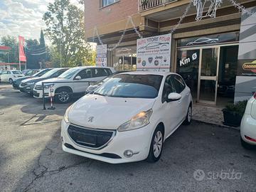 PEUGEOT 208 1.4 BENZINA/GPL 95 CV 70 KW-2014