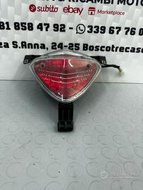 Fanale posteriore Suzuki Inazuma 250