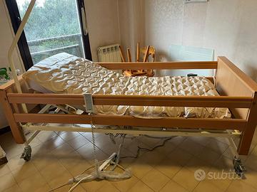 Letto Ospedaliero elettrico