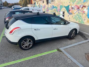 Lancia delta benzina