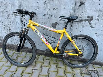 Mountain bike GFM 26