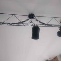 traliccio in metallo lungo mt 1,20 cm +tre faretti