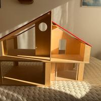 Casa bambole in legno