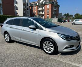 Opel astra sports tourer 1.6 cdti