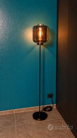 Lampada da terra QAZQA nera con vetro fumè - 161cm