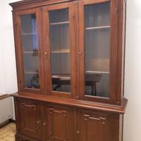 Armadio con tavolo in leegno