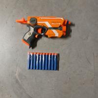 Pistola Nerf con laser