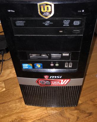 Computer  fisso desktop memoria ssd 8 gb ram