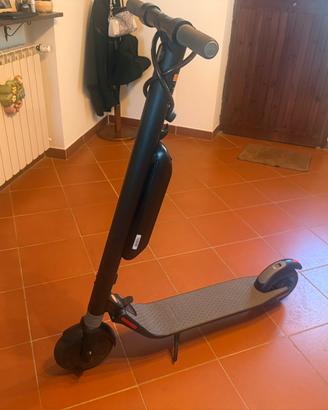 Monopattino Segway Ninebot