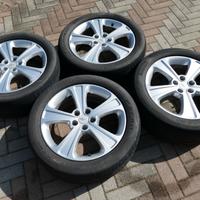 cerchi in lega originali Chevrolet Captiva con gom