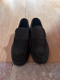 Mocassino in suede da uomo testa di moro