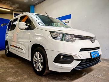 Toyota Proace 7 Posti 1.5D Luxury