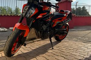 Ktm duke 890 GP