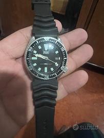 Seiko Sub 7000