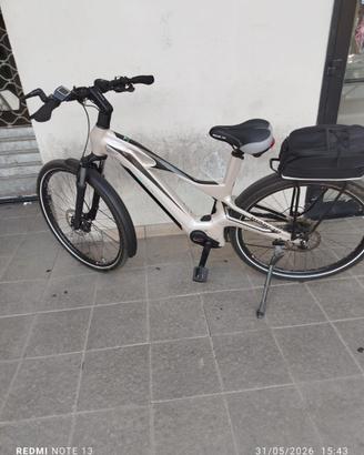 Bici elettrica  pedalata asistita