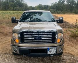 Ford F-150 Lariat