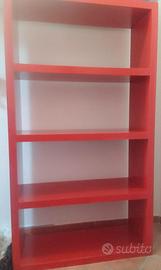 Libreria Ikea rossa